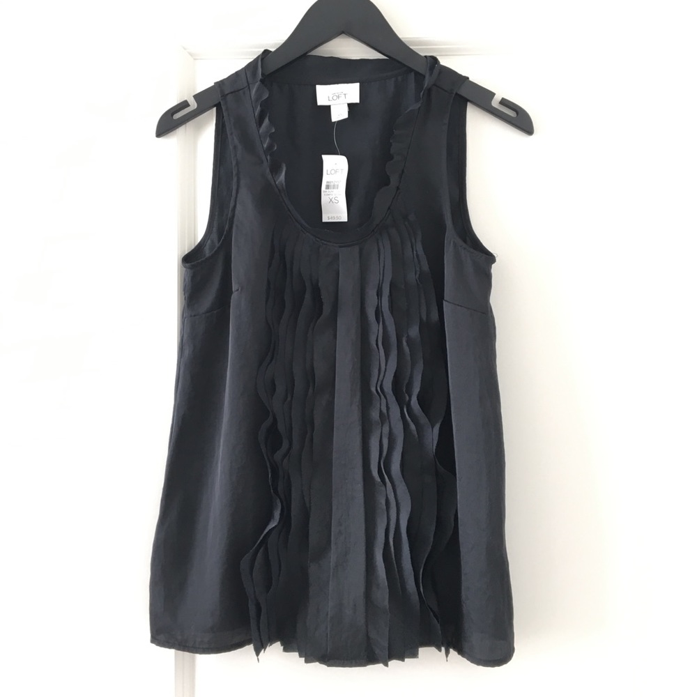 LOFT Black Cascading Ruffle Shell - Picture 1 of 6